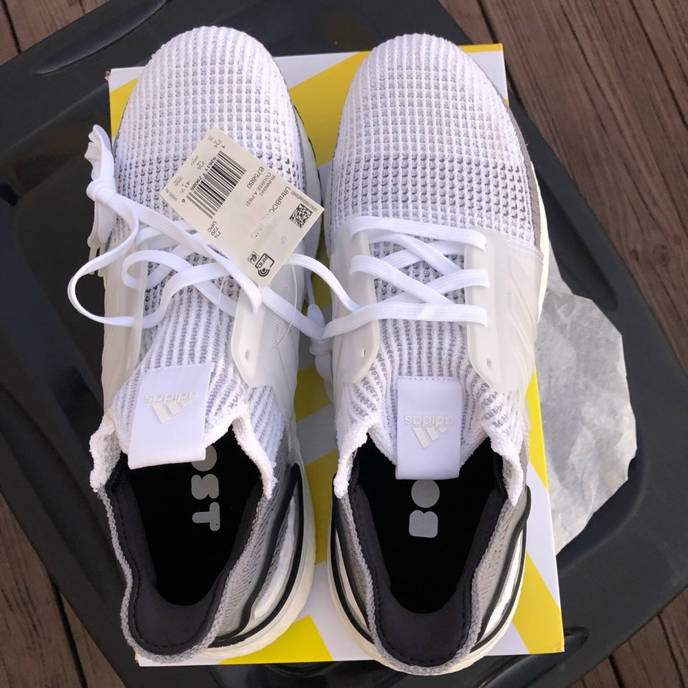 Adidas tennis shoes Ultraboost